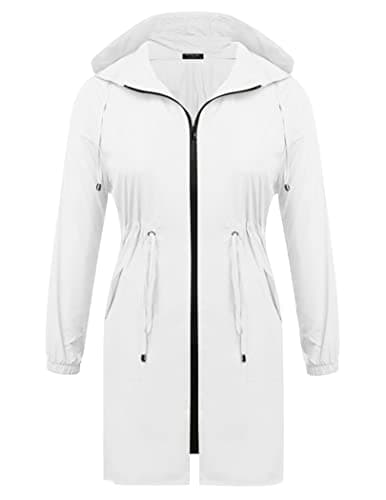 IN'VOLAND Plus Size Women's Lightweight Hooded Raincoat with Pockets