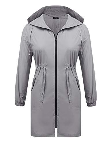 IN'VOLAND Plus Size Women's Lightweight Hooded Raincoat with Pockets